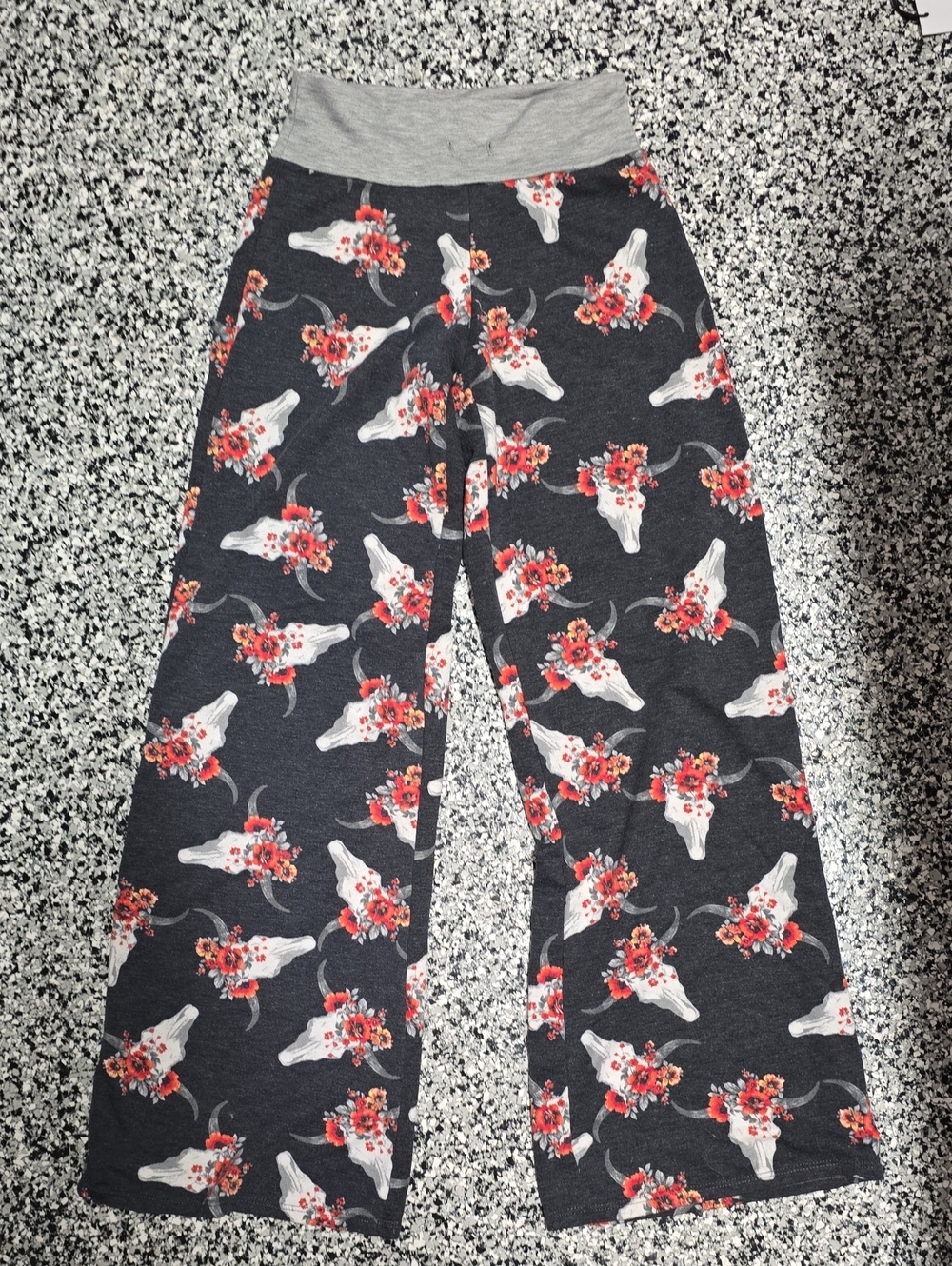 12 PM By Mon Ami Heather Gray Lounge Bottoms with Subtle Black Print